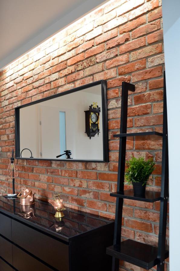 Апартаменти Apartament Z Dwoma Sypialniami Мальборк Екстер'єр фото