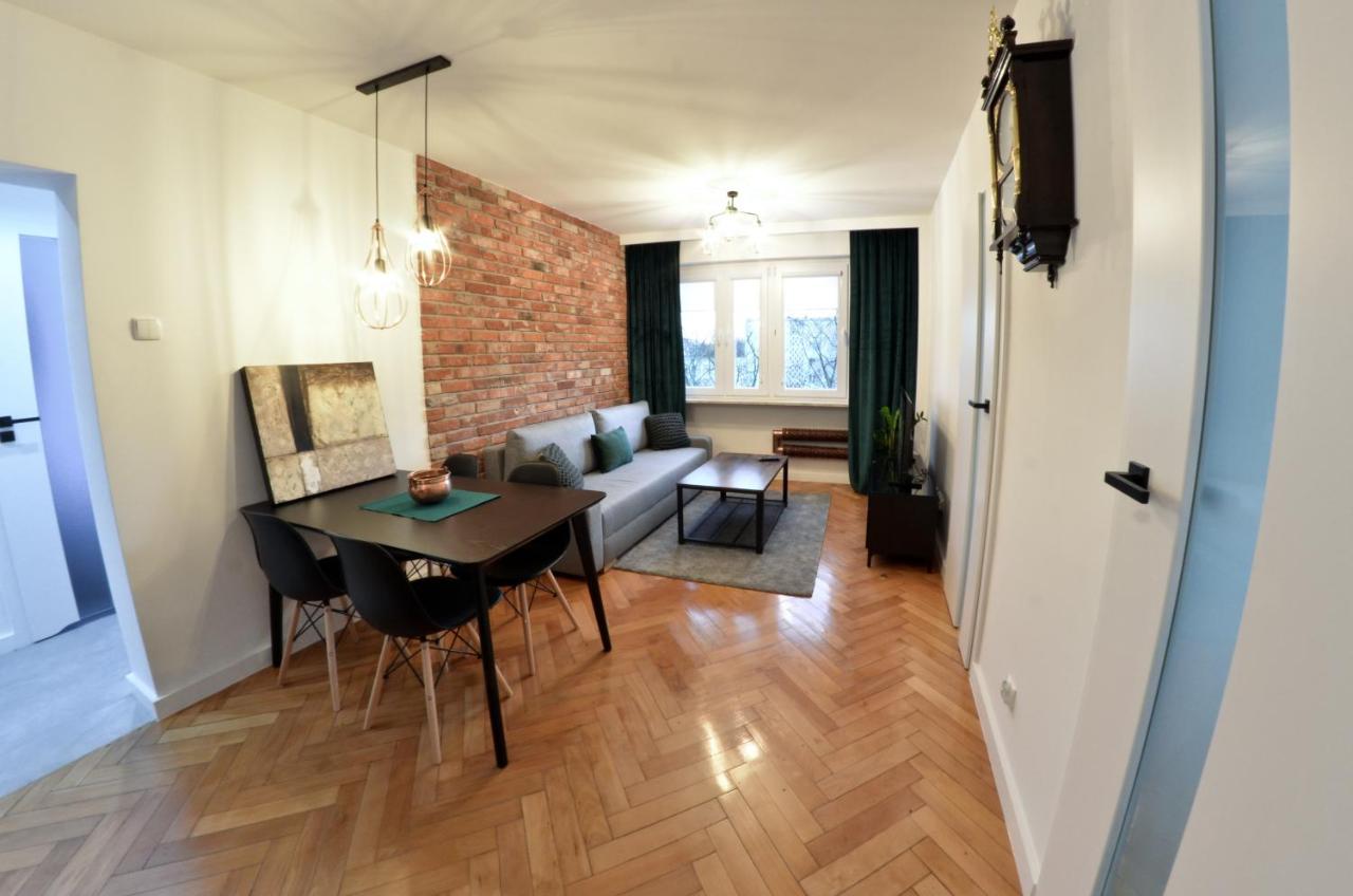 Апартаменти Apartament Z Dwoma Sypialniami Мальборк Екстер'єр фото